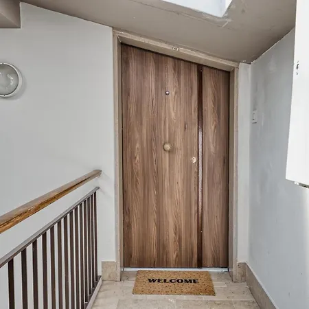 Apartman Mansarda White Dream Verona