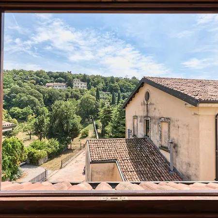 Apartman Mansarda White Dream Verona